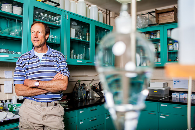 Researcher Harvey Bootsma in his lab at the School of Freshwater Sciences in Milwaukee. He and a research team from Indiana recently leveraged a Sea Grant-funded project and secured a $1 million National Science Foundation grant. Credit Narayan Mahon.