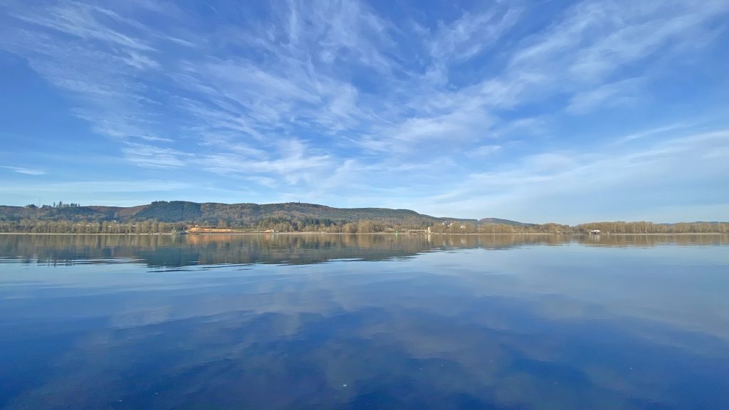 Columbia River as seen from the Washington side, showing Oregon's landscape.